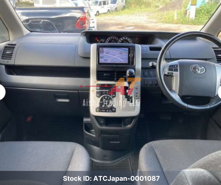 2013 Toyota Noah